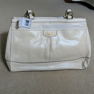 Coach White, 15" x 10" x 3.5"